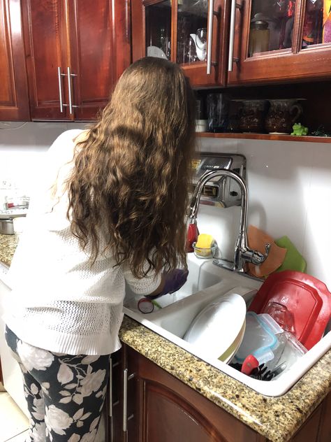 Doing Chores Aesthetic, Chores Aesthetic, Sister Aesthetic, Oldest Sister, Vision Bored, Doing Chores, Washing Dishes, Bath Caddy