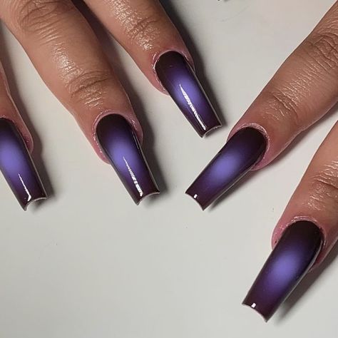 Nails Purple Ombre, Purple Aura Nails, Acrylics Black, Black And Purple Nails, Purple Ombre Nails, Aura Nails, Purple Aura, Nails Purple, Airbrush Nails