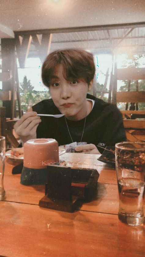 J Hope Boyfriend Material Wallpaper, J-hope Boyfriend Material, Jhope Bts Wallpaper, J-hope Video, Hope Wallpaper, Jhope Cute, Bts Aesthetic Wallpaper For Phone, Jungkook Selca, Bff Video