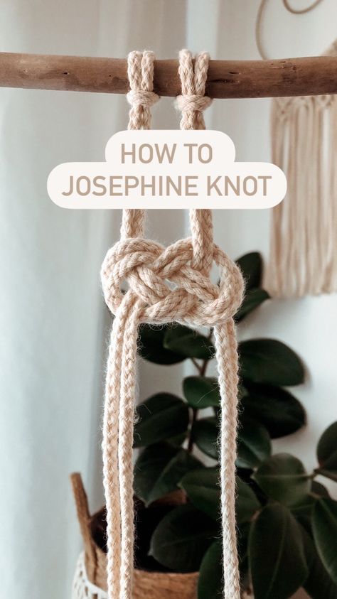 bygiuliamarie on Instagram: How to... Josephine Knot • • • • #makramee #macrame #macramecommunity #bygiuliamarie #handmade #makrameeliebe #makrameediy #makrameekunst… Macrame Josephine Knot, Pipa Knot Tutorials, Josephine Knot Tutorial, Josephine Knot Macrame, Ember Island, Josephine Knot, Hanging Plants Diy, Yarn Project, Macrame Plant Hanger Tutorial