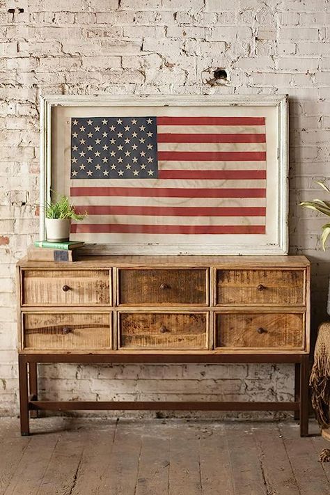 KALALOU Large Framed American Flag Under Glass Wall décor, One Size, Red/White/Blue American Flag Pictures, Framed American Flag, Handmade Flags, Small American Flags, Flag Wall Decor, American Flag Wall, Decor Large Wall, Build Inspiration, Framed Flag