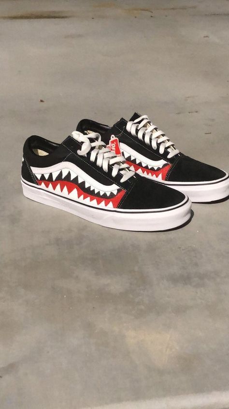 Shoes Costumized, Vans Costumized Ideas, Vans Custom Sneakers For Streetwear, Vans Custom Ideas, Marvel Bape Shoes, Vans Custom Sporty Sneakers For Skateboarding, Coustmize Vans, Red Vans Custom, Bape Vans