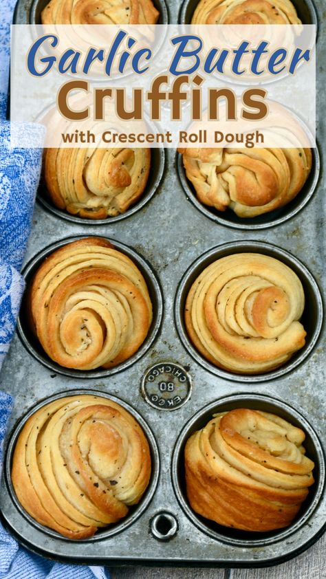 Crescent Roll Pastries, Savory Cruffins, Cruffins With Puff Pastry, Cruffins Recipe, Savory Croissant, Crescent Roll Dough Recipes, Pretzel Croissant Recipe, Savory Baked Goods, Pillsbury Crescent Roll Recipes