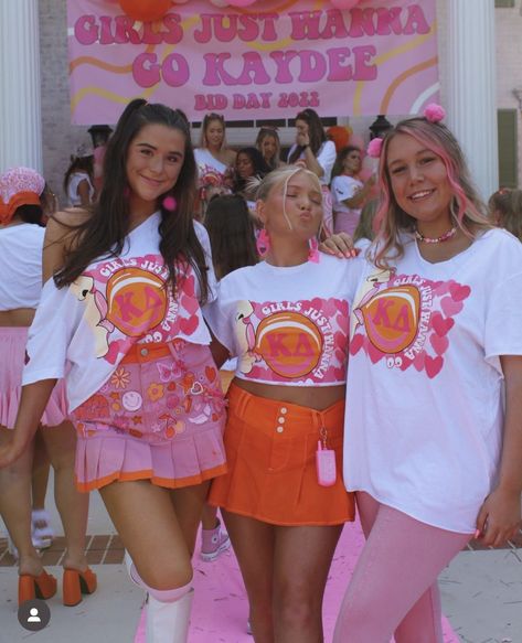 Pink Bid Day Outfit, Girls Just Wanna Go Bid Day, Pink Bid Day, Sorority Recruitment Themes, Recruitment Themes, Sorority Girls, Recruitment Ideas, Recruitment Shirts, Sorority Bid Day