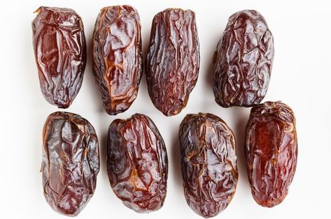 How to Store Medjool Dates | LEAFtv Dried Dates, State Foods, Nutritious Smoothies, Medjool Dates, Organic Living, How To Store, Caramel Flavoring, Good Dates, Dried Fruits