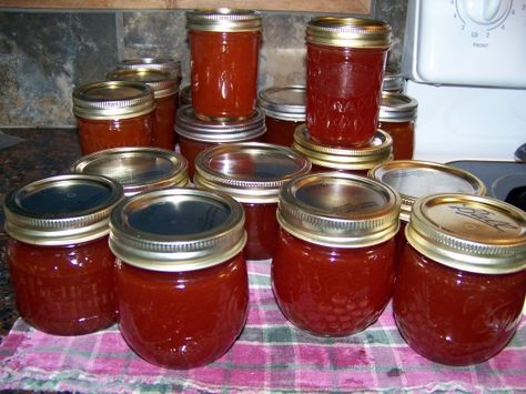 Rose Petal Jelly Recipe, Rose Hip Jelly, Jellied Cranberry Sauce, Yukon Territory, Homemade Jelly, Jelly Recipe, Fruit Jelly, Jelly Recipes, Jams & Jellies