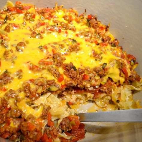 You gotta try this delicious taco noodle bake!! Its a great one pot meal. Try it with my homemade noodle recipe for an even greater flavor! If you love mexican food, you will love this one. Your family will love you for it Taco Noodle Casserole, Tex Mex Casserole, Noodle Recipes Homemade, Noodle Casserole Recipes, Homemade Noodles, Noodle Casserole, Cooking Turkey, Idee Pasto Sano, Turkey Breast