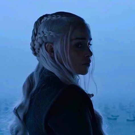 Game Of Thrones Pfps, Game Of Thrones Profile Picture, Daenerys Pfp, Game Of Thrones Pics, Game Of Thrones Pfp, Game Of Thrones Icons, Daenerys Targaryen Icons, Croatian Flag, Game Of Thrones Daenerys