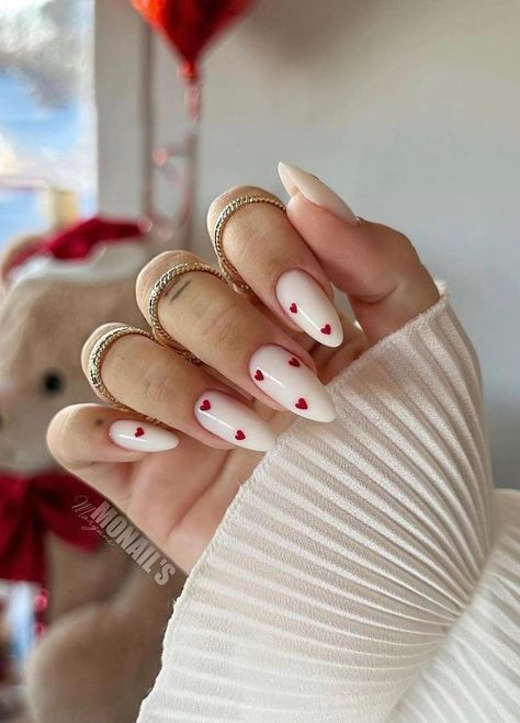 Are you looking for cute Valentine's day nails that you can recreate yourself? If so, you'll love these beautiful Valentine's nail ideas! Nails Love Heart, Bloom Nails, Recreate Yourself, Almond Nail Designs, Coquette Nails, Almond Nail Art, Vday Nails, Heart Nail Designs, February Nails