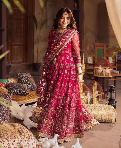 Wedding Dress Indian, Pakistani Dresses Party, Dress Party Wear, Yumna Zaidi, Wedding Dresses Indian, Pakistani Designer Clothes, Wedding Lehenga Designs, Asim Jofa, Party Wear Dress