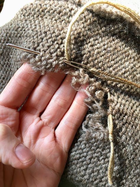 Sweater Repair Diy, How To Mend A Hole In Sweater, Fixing A Hole In A Sweater, Mending Sweaters Hole, Repair Wool Sweater, How To Repair Hole In Cashmere Sweater, Repairing Knitted Sweater, Sweater Repair, How To Mend Knitwear