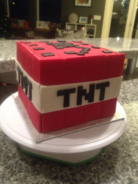 Minecraft Tnt Cake, Tnt Cake, Pastel Minecraft, Bolo Minecraft, Tnt Minecraft, Minecraft Tnt, Minecraft Birthday Cake, Minecraft Cake, Minecraft Birthday