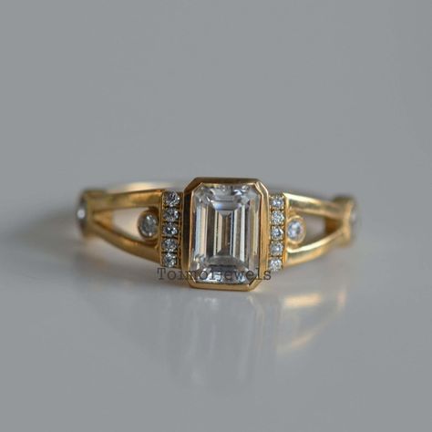 Emerald Cut Split Shank Moissanite Ring 2.7 CTW Bezel Set Emerald Moissanite Engagement Ring Cluster Wedding Ring Woman's Fashionable Ring Split Shank Emerald Cut Engagement Ring, Panna Ring, Cluster Wedding Ring, Engagement Ring Cluster, Split Shank Engagement Ring, Split Shank Engagement Rings, Ring Cluster, Split Shank Ring, Bezel Set Ring