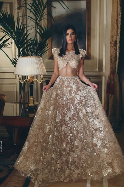 Cap Sleeve Prom Dress, Sleeve Prom Dresses, Indian Outfits Lehenga, Lace Prom Dresses, Gold Gown, Stylish Wedding Dresses, Indian Bridal Dress, Indian Dresses Traditional, Traditional Indian Outfits