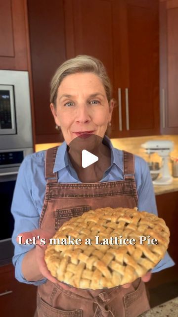 Denise Marchessault on Instagram: "Want to make a lattice topping for your pie this fall? 🍂🍁
It’s easier than you might think 👩‍🍳" Denise Marchessault, Lattice, Pie, Thanksgiving, On Instagram, Instagram