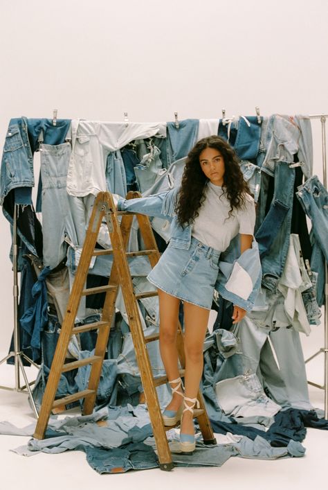 Denim On Denim Photoshoot, Denim Inspiration Board, Denim Wall, Denim Photoshoot, Denim Inspiration, 20th Birthday, Friend Photoshoot, City Aesthetic, Creative Direction