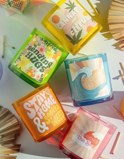 Summer Candle Aesthetic, Cute Candle Packaging, Cute Candle Ideas, Trendy Candles, Soy Candles Packaging, Cool Candles, Color Candles, Pretty Candles, Candle Packaging Design