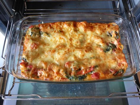 World’s Best Spinach Cream Cheese Lasagna Recipe Cream Cheese Lasagna, Cheese Lasagna Recipe, Creamy Spinach Sauce, Cream Cheese Sauce, Cheese Lasagna, Vegetarian Lasagna, Bean Stew, Creamy Spinach, Quick Weeknight Dinners