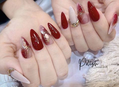 Nailart Maroon, Nail Maroon, Vibrant Nail Colors, Nails Colour, Nails Box, Simple Bridal Jewelry, Nails Korean, Red Nails Glitter, Nail Art Designs Images