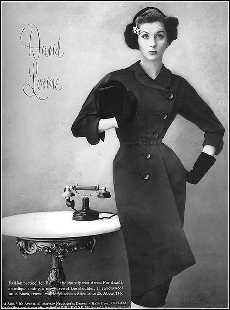 Suzy Parker, 1950 Fashion, Vintage Fashion 1950s, Vintage Suit, Fifties Fashion, Look Retro, Vintage Coats, Fashion 1950s, Retro Mode