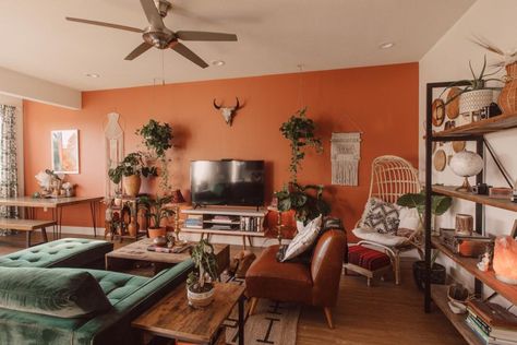 Texas Apartment, Terracotta Living Room, Seattle Apartment, Lots Of Plants, Orange Rooms, Living Room Orange, Accent Walls In Living Room, Walls Room, Falmouth