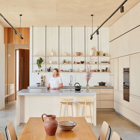 The Dezeen guide to kitchen layouts Peninsula Kitchen, One Wall Kitchen, Kitchen Shapes, Kitchen Peninsula, Open Plan Kitchen Diner, L Shaped Kitchen, U Shaped Kitchen, Kitchen Stand, Popular Kitchens