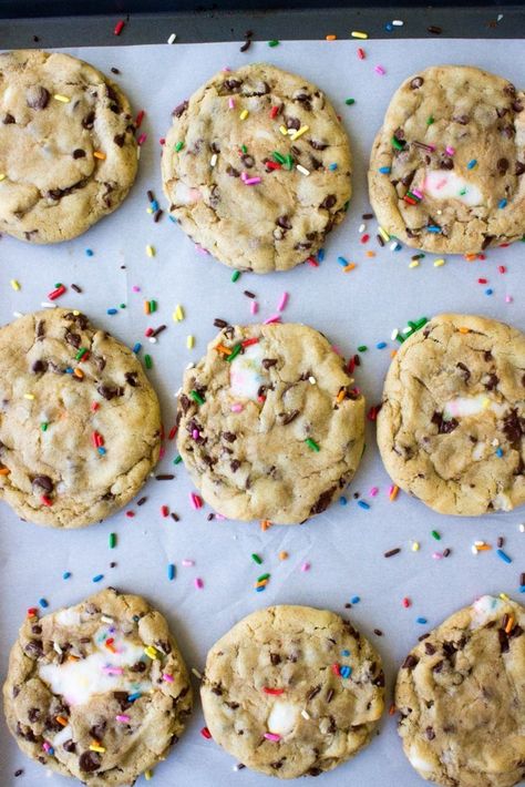 Worst Chocolate Chip Cookie Recipe, Funfetti Dessert Recipes, Filled Chocolate Chip Cookies, Buttery Chocolate Chip Cookies, Cookies With Sprinkles, Funfetti Cookies, Homemade Chocolate Chips, Homemade Chocolate Chip Cookies, Chocolate Chip Cookies Recipe