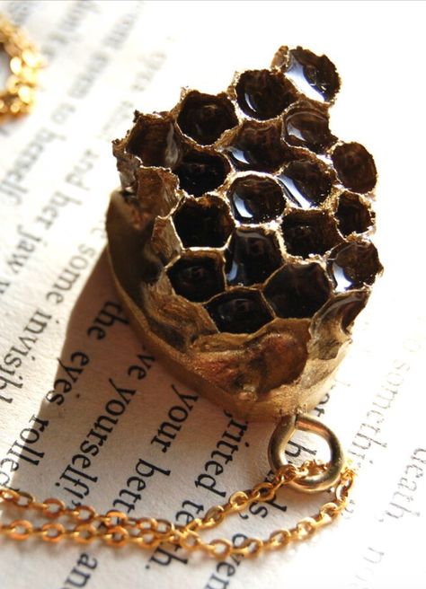 Real Honeycomb, Raw Honeycomb, Honeycomb Ring, Real Honey, Honeycomb Necklace, Financially Free, Bee Jewelry, January 2023, Handmade Gold