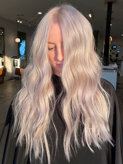 Platinum Blonde Hair Purple Tint, Platinum Blonde Purple Hair, Icy Hair, Blonde Long Hair, Icy Blonde Hair, Ash Blonde Hair, Long Hair Color, Icy Blonde, Hair 2024