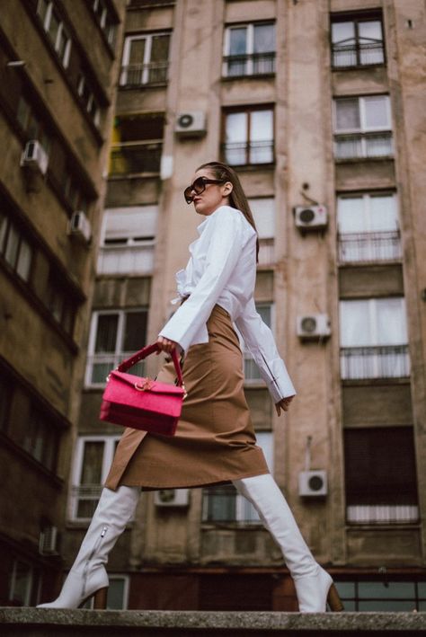 Massimo Dutti beige midi skirt, zara white leather boots, pink jw anderson logo bag, white shirt, andreea birsan, couturezilla, cute spring outfit ideas 2019, wardrobe basics, how to create a chic outfit with wardrobe basics, basic trench skirt, double breasted beige midi skirt, how to wear a midi skirt, how to pull off a double breasted midi skirt, how to look classy in spring, oversized white shirt, boyfriend shirt, classic white shirt with a twist, button down white shirt, chic in a shirt Zara Outfit Ideas, Texture Cuir, Leather Boots Outfit, Mode Poses, Beige Midi Skirt, White Leather Boots, Oversized White Shirt, Classic White Shirt, Chic Summer Outfits