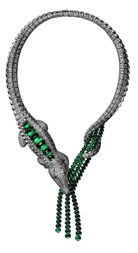 Cartier Crocodile Necklace, Crocodile Necklace, Animals Jewelry, Glamorous Jewelry, Emerald Bead, White Gold Set, Diamond Necklaces, Ancient Times, Gold Set