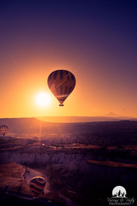 “Sunrise in Cappadocia ” Hot Air Balloons Photography, Balloon Pictures, Time Lapse Photography, Hot Air Balloons, Adventure Quotes, Air Balloons, Watercolor Inspiration, Time Lapse, Cover Photo