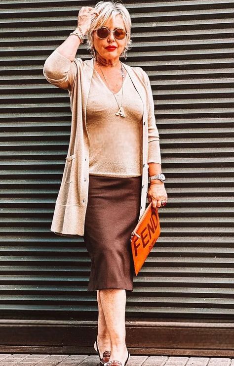 Pencil Skirt Outfits for Women Over 50 Fall 2023 Skirt Outfits For Women, Outfit With Skirt, Fall Sunday, Outfits For Women Over 50, Sunday Outfit, Pencil Skirt Outfits, Denim Trends, Outfits For Women, Women Over 50