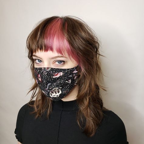 Split Dye With Bangs, Dyed Fringe, Split Dye, Creative Hair Color, Creative Hair, Hair Colours, Creative Hairstyles, Hair Inspiration Color, Cut My Hair