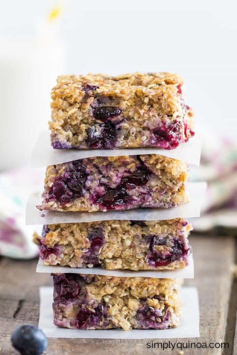 Blueberry Quinoa Breakfast Bars, Blueberry Breakfast Bars, Blueberry Quinoa, Quinoa Breakfast Bars, Healthy Quinoa, Quinoa Breakfast, Simply Quinoa, Blueberry Breakfast, Quinoa Healthy