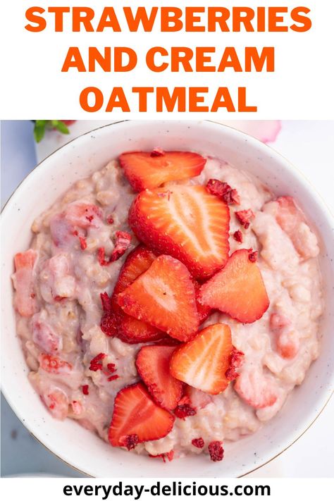 Strawberries and Cream Oatmeal is a delicious breakfast made with juicy strawberries and creamy oats. It’s a tasty and healthy way to start your day, giving you the energy you need to feel good. This oatmeal is packed with lots of strawberries and is just bursting with strawberry flavor! Strawberry Breakfast Ideas, Strawberry And Cream Oatmeal, Strawberry Baked Oatmeal, Quick Oat Recipes, Strawberries And Cream Oatmeal, Creamy Oats, Strawberry Recipes Easy, Healthy Oatmeal Recipes, Strawberry Breakfast