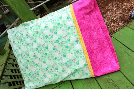 Burrito Pillowcase, Sewing Pillow Cases, Crafty Gemini, Pillow Cases Tutorials, Pillow Cases Diy, Diy Videos Tutorials, Pillowcase Dress, Sewing Pillows, Quilt Sewing