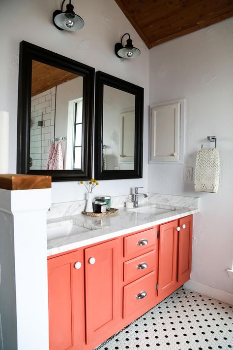 This master bathroom is so serene and relaxing! There are tons of great ideas for how to make your bathroom the most relaxing place in your home. Coral Bathroom, Bathroom Renovation Diy, Cheap Bathroom Remodel, Relaxing Bathroom, Serene Bathroom, Painted Vanity, Bath Renovation, Cheap Bathrooms, Dekor Diy