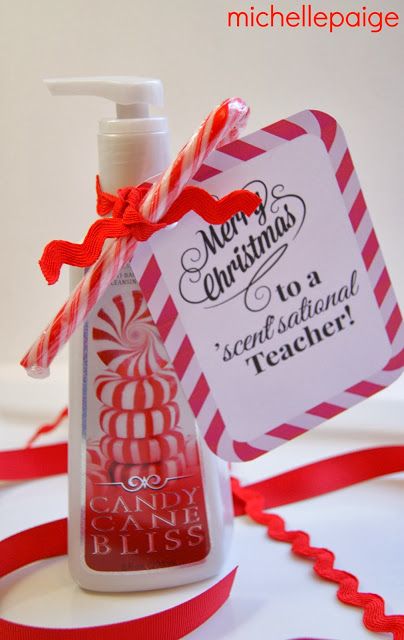 Quick Teacher Gifts, Teacher Diy, School Treats, 12 December, Neighbor Gifts, Teacher Christmas Gifts, Soap Gift, Teacher Christmas, Gifts For Teachers