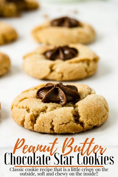 Chocolate Star Cookies, Peanut Butter Chocolate Cookies, Cookies Peanut Butter, Soft Peanut Butter Cookies, Chocolate Stars, Peanut Butter Blossom Cookies, Classic Cookies Recipes, Easy Peanut Butter Cookies, Chewy Peanut Butter Cookies