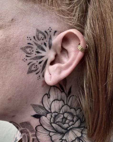 Face Tattoo Near Ear, Mandala Ear Tattoo Design, Delicate Face Tattoos For Women, Geometric Tattoo Knee, Ear Tattoo Mandala, Side Of The Face Tattoo, Side Of Face Tattoo Women, Ornamental Face Tattoo, Side Burn Tattoos For Women