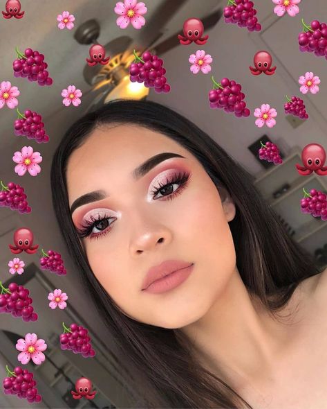 Festival Make Up, Inspo Hair, Pink Eye Makeup, Make Up Videos, Nude Lips, Smink Inspiration, Cute Makeup Looks, Welcome To My Page, Gorgeous Eyes