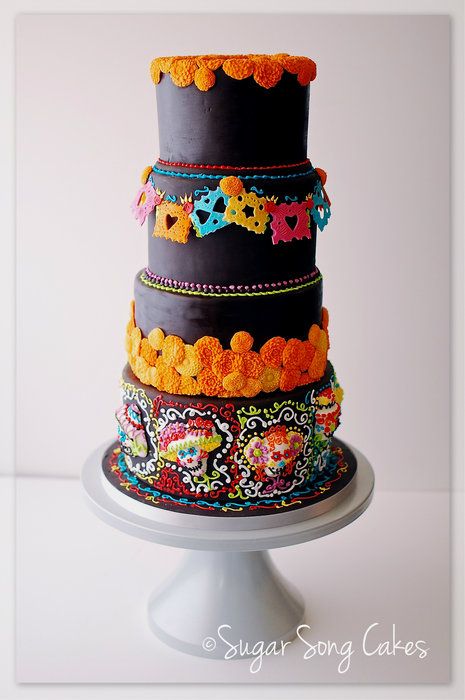 Dia De Los Muertos Wedding Cake Offrenda Table - by lorieleann @ CakesDecor.com - cake decorating website Offrenda Table, Day Of The Dead Cake, Mexican Wedding Cake, Mexican Cake, Fiesta Cake, Creative Wedding Cakes, Tiered Cake, Gluten Free Cake, Unique Wedding Cakes