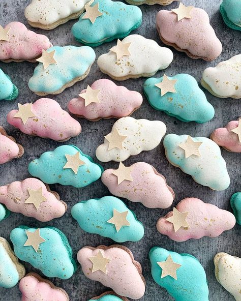 Cloud Macarons, 15th Birthday Cakes, Pastel Clouds, Cloud Shapes, Brunch Party, 15th Birthday, Macaroons, Star Shape, Macarons