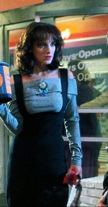 Winona Ryder's jumper dress in Heathers Young Christian Slater, Spooky Soiree, Jd And Veronica, Heathers Movie, Winona Forever, Veronica Sawyer, Heathers The Musical, Christian Slater, Winona Ryder