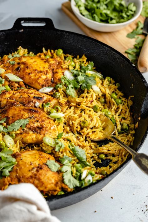 Wonderful tandoori chicken made in one pan with a savory spiced yellow coconut rice. This delicious and easy tandoori chicken recipe is made without an oven and is perfect for meal prepping or serving for a weeknight dinner! #tandoorichicken #chicken #onepanmeal #healthydinner #glutenfree #mealprep Spiced Coconut Rice, Easy Tandoori Chicken Recipe, Party Dinner Ideas, Gf Dinner, Recipes Healthy Dinner, Ambitious Kitchen, Dinner Recipes Healthy, Healthier Choices, Chicken Spices