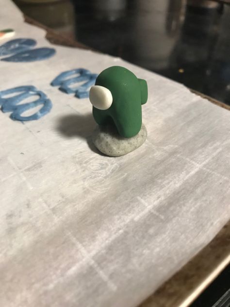 I made a polmer clay Among Us character!!! Among Us Clay Art, Among Us Clay, Among Us Character, Ideas Regalos, Clay Diy Projects, Modeling Clay, Diy Clay, Among Us, Clay Art