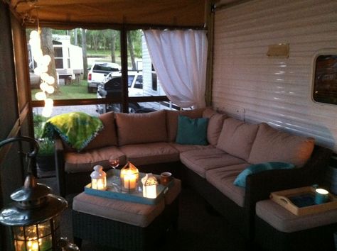 Screened in porch at the lake... Absolutely love it... Everything ... Camping Decorating Ideas, Porch For Camper, Rv Shelter, Motorhome Accessories, Rv Decorating, Modern Rustic Farmhouse, Kombi Home, Rv Homes, Rv Makeover