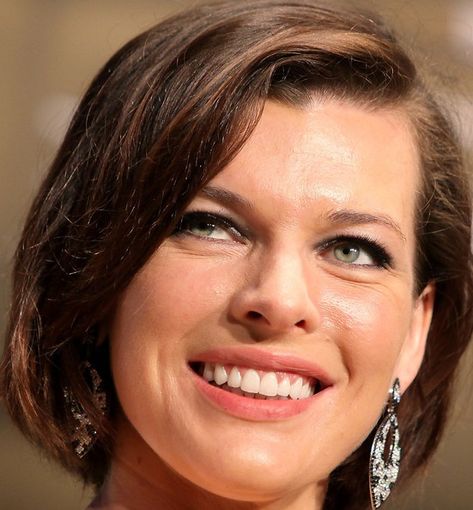 Short Hair Widows Peak Women | Nice and simple if you have the widows peak Widows Peak Short Hairstyles Women, Widows Peak Hairstyles, Short Hairstyles Women, Widows Peak, Widow's Peak, Short Brown Hair, Hairstyles Women, Milla Jovovich, Modern Hairstyles