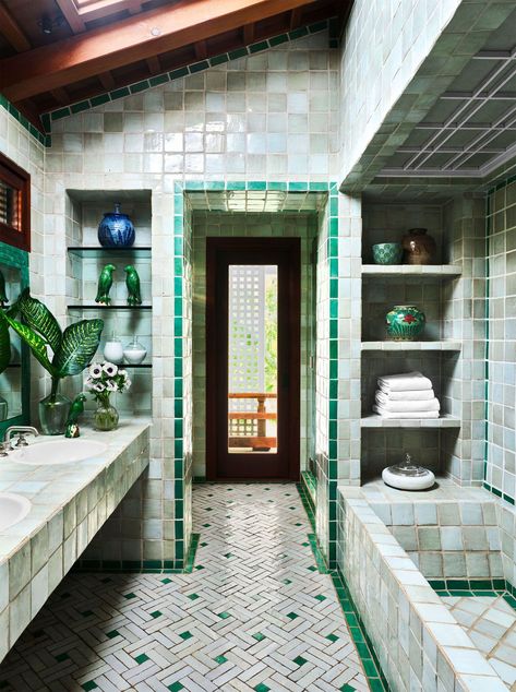 How To Make Your Tile Look Really Special Without Being Dated In 10 Years - New Classic Tile "Trends" That I'm LOVING - Emily Henderson Pretty Interiors, Beach House Interior Design, Classic Tile, Tub Tile, Tile Trends, Shower Niche, Interior Design Photos, Beach House Interior, Dream Beach